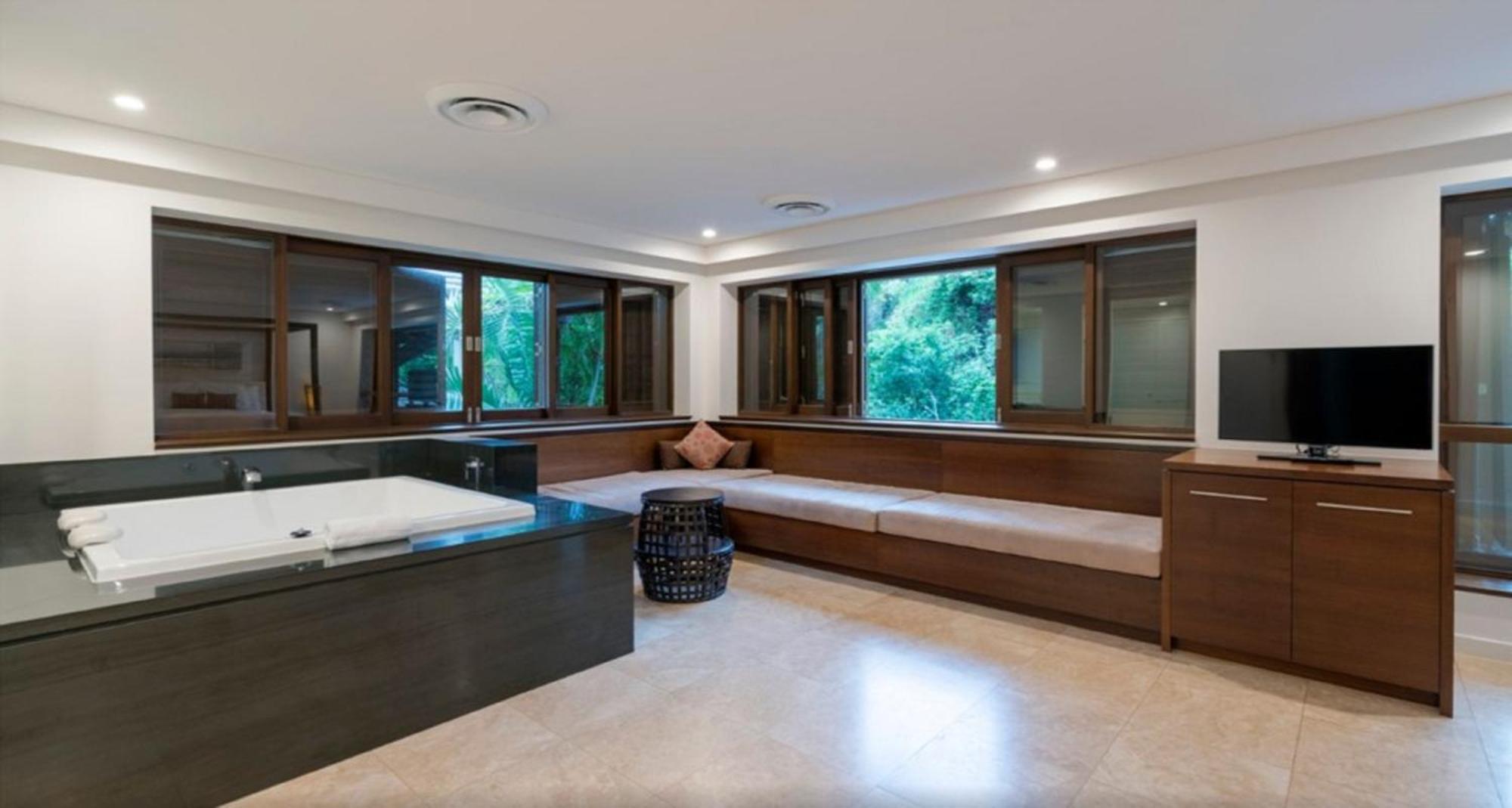 Luxury Apartments At Temple Resort And Spa Port Douglas Phòng bức ảnh